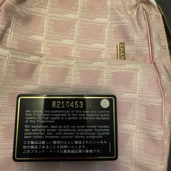 CHANEL pink (sport) 
 
In very good condition. Can add more pictures if needed ✨ - Picture 5 of 5